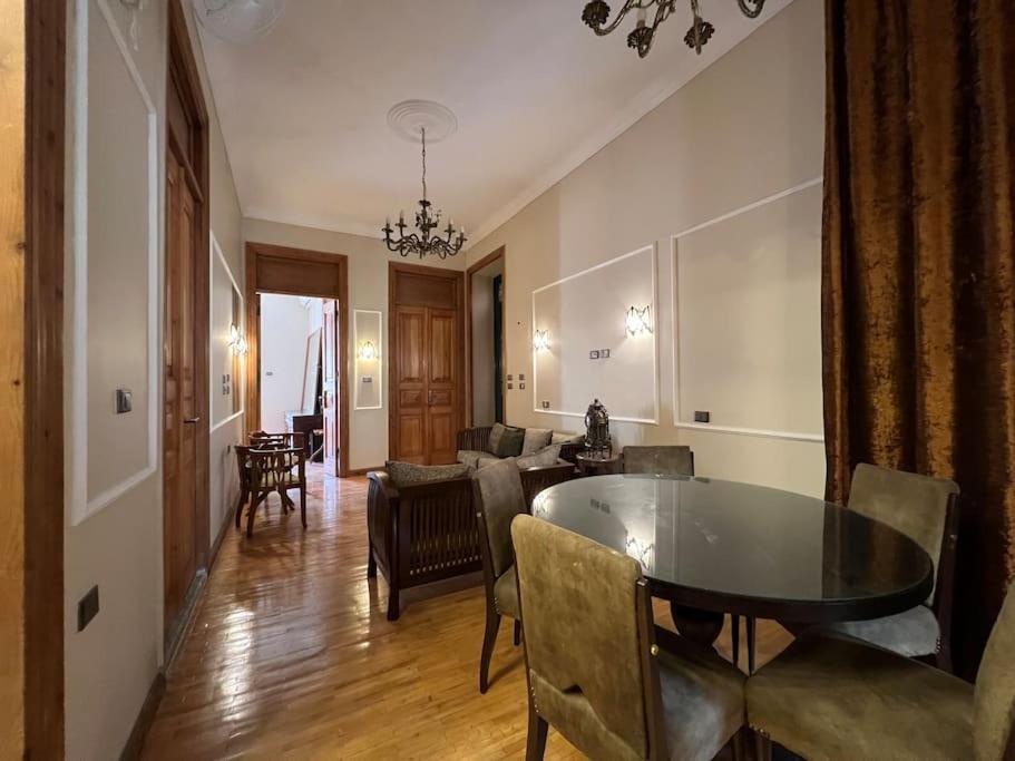 Authentic 3Br Apartment In Downtown, Cairo Ngoại thất bức ảnh