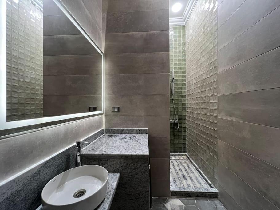 Authentic 3Br Apartment In Downtown, Cairo Ngoại thất bức ảnh