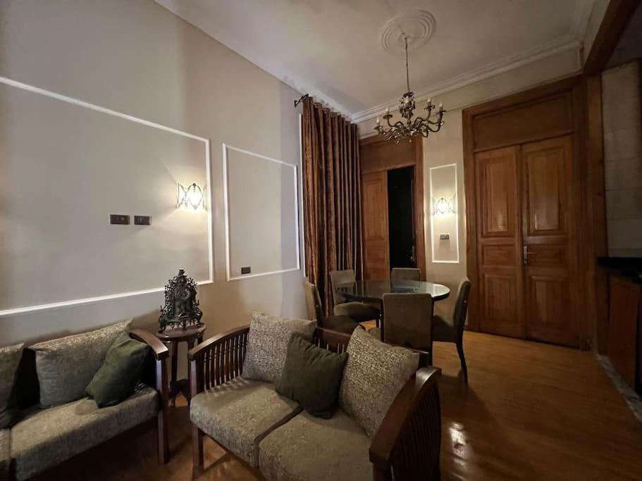 Authentic 3Br Apartment In Downtown, Cairo Ngoại thất bức ảnh