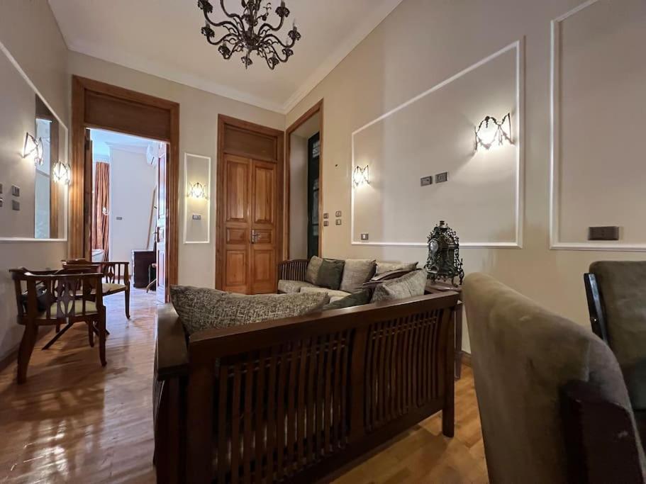 Authentic 3Br Apartment In Downtown, Cairo Ngoại thất bức ảnh