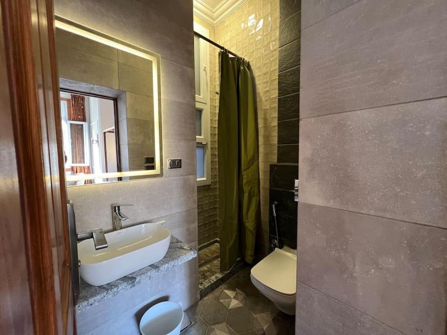 Authentic 3Br Apartment In Downtown, Cairo Ngoại thất bức ảnh