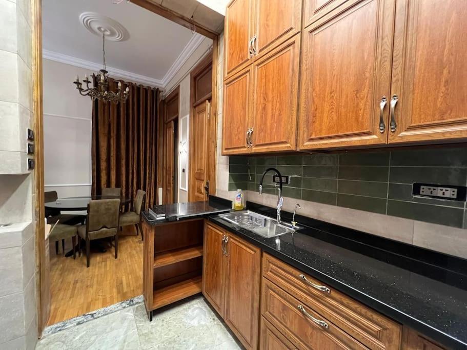 Authentic 3Br Apartment In Downtown, Cairo Ngoại thất bức ảnh